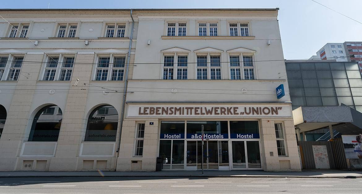 A&O Hotel and Hostel Salzburg Hauptbahnhof