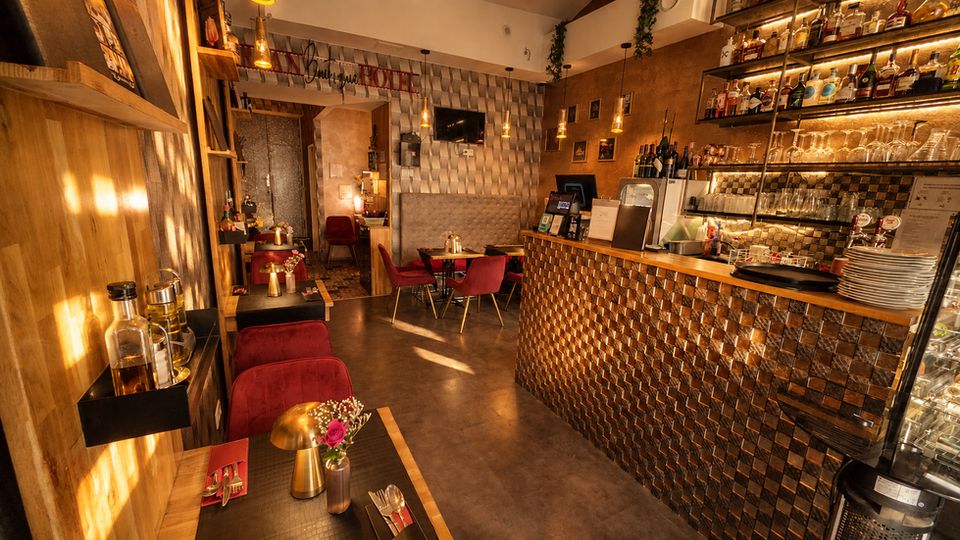 Urban Boutique Hotel