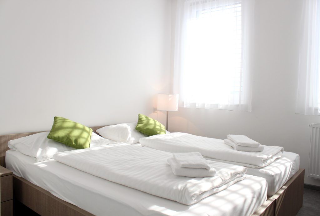 Hotel AIS Center