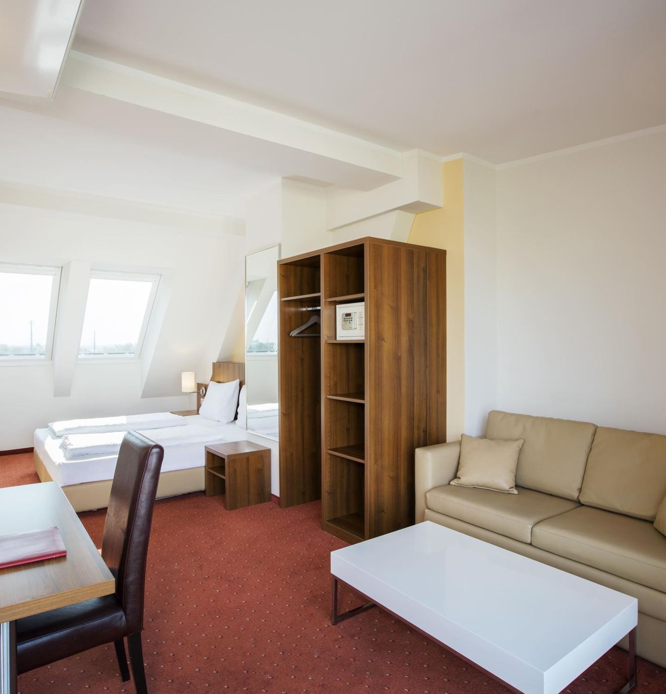 Hahn Hotel