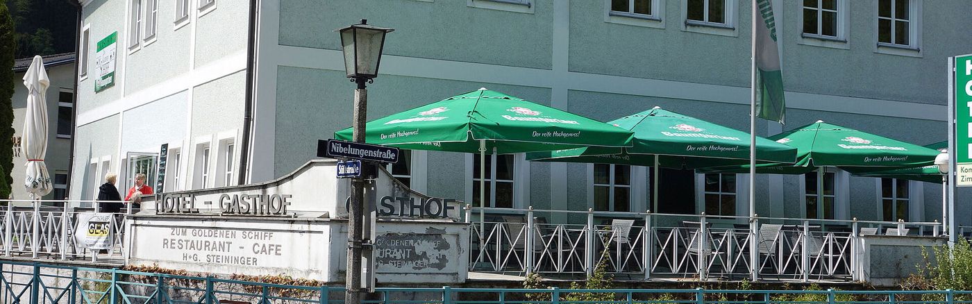 Goldenes Schiff