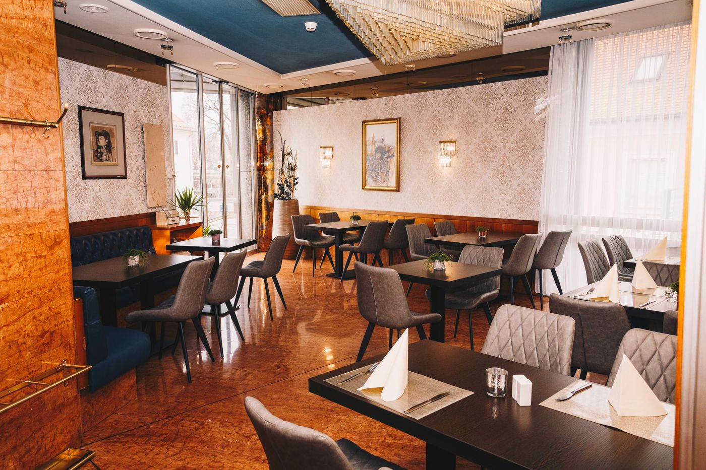 Paul's Hotel