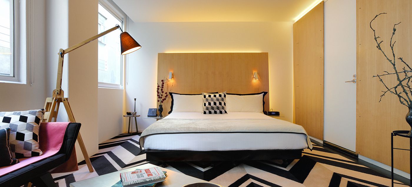 Adelphi Hotel