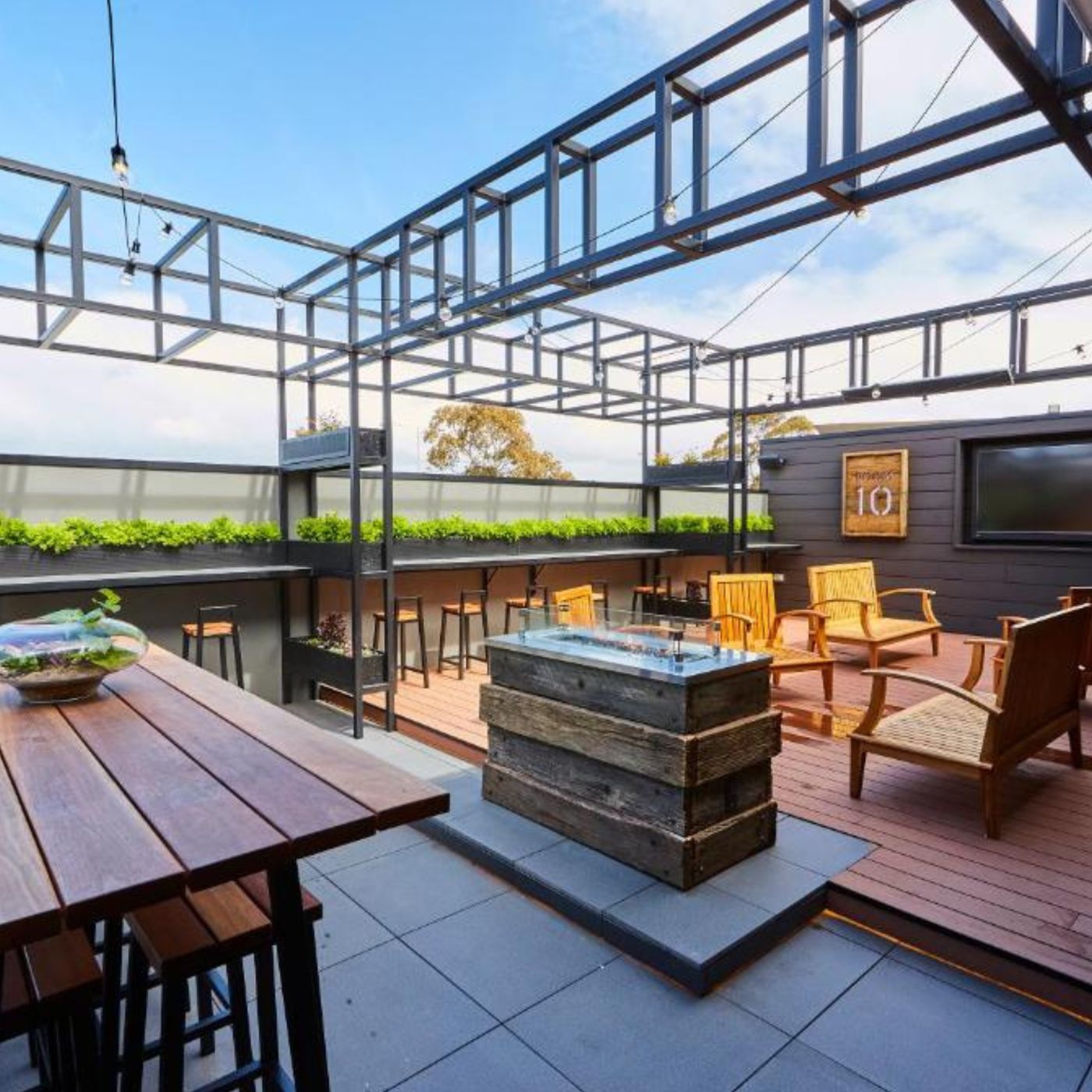Mornington Hotel