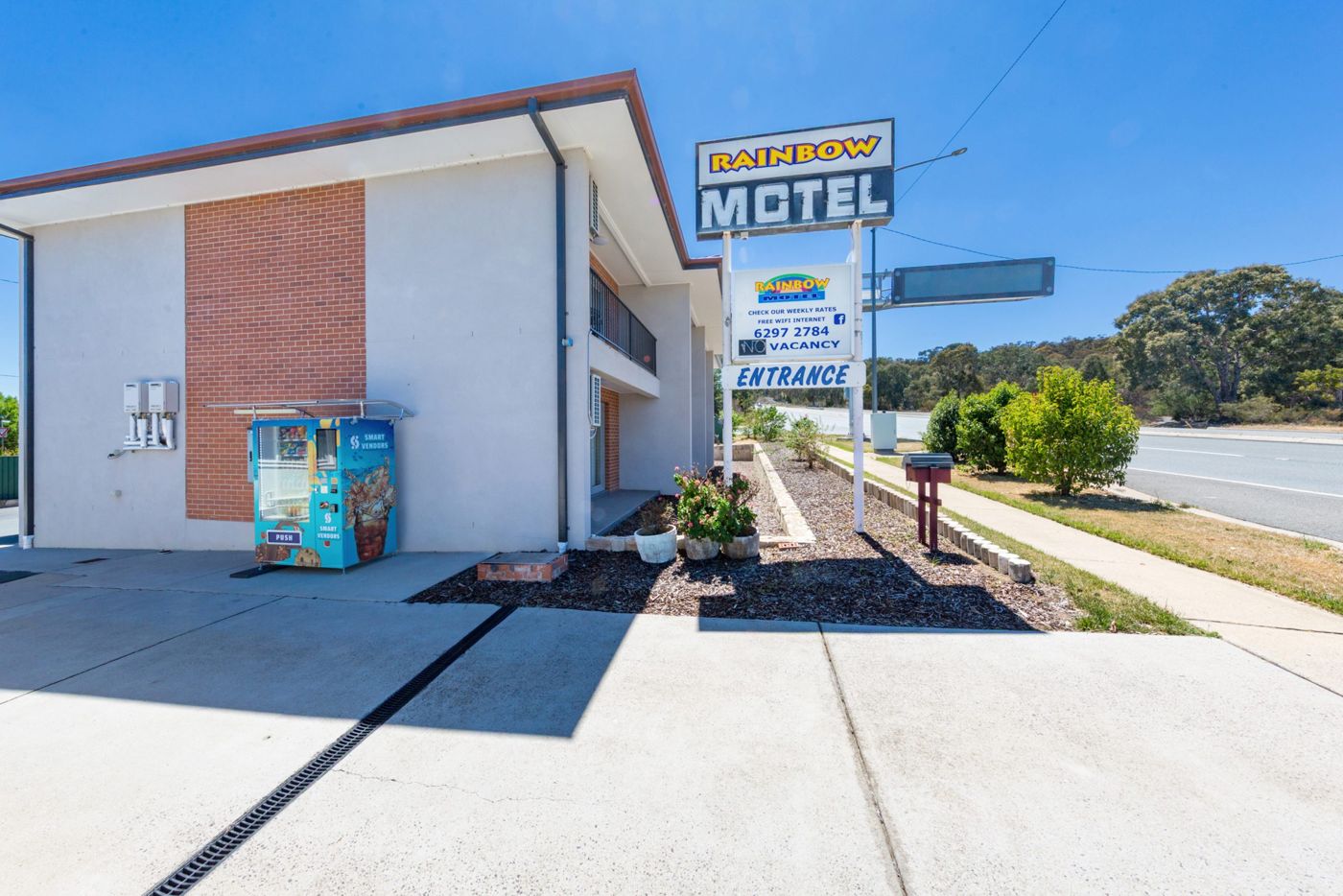 Rainbow Motel