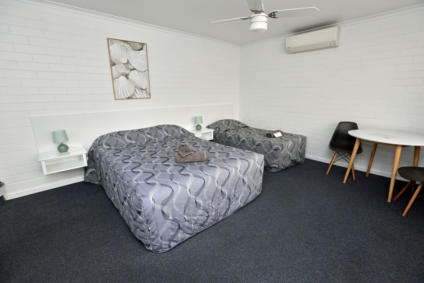 Manor Motor Inn
