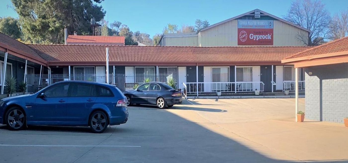 Breakout Motor Inn