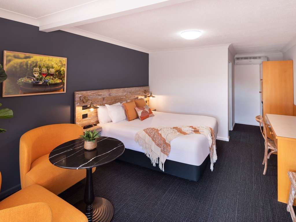 Ibis Styles Orange