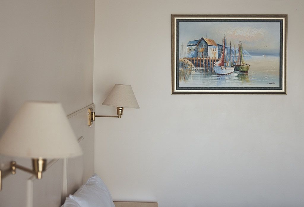 Holiday Lodge Inn