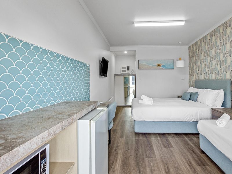 Rosebud Motel