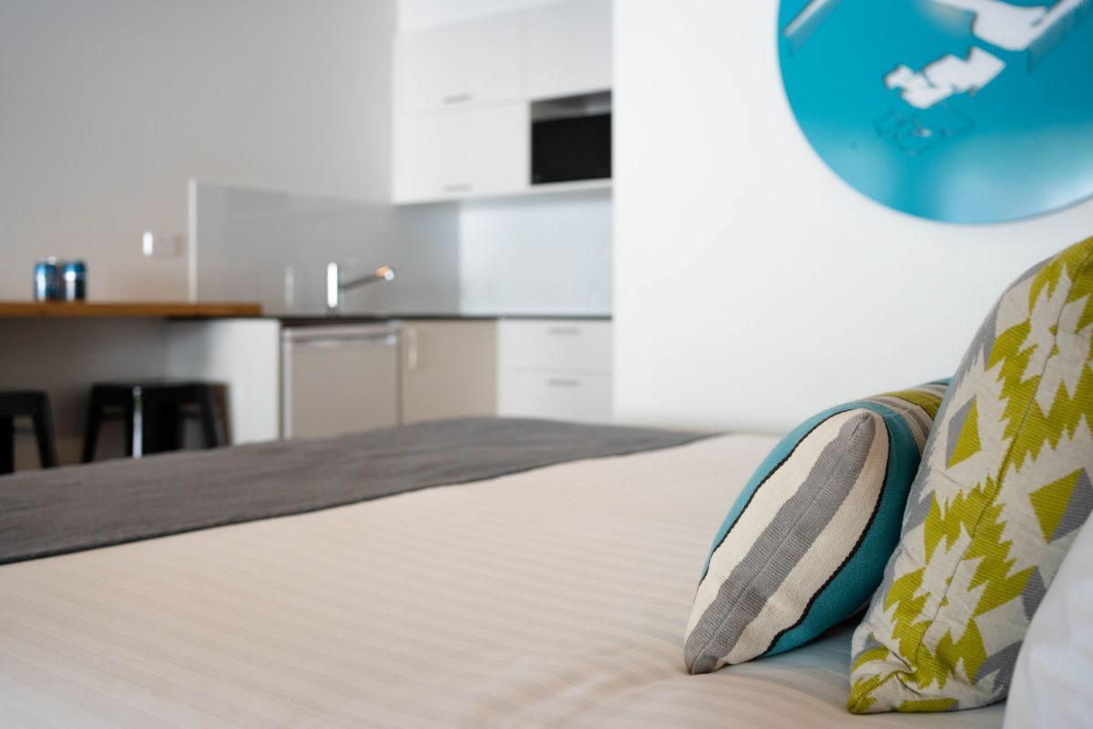 Bright Colonial Motel
