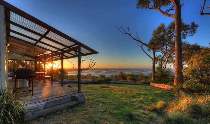 Island View Spa Cottage