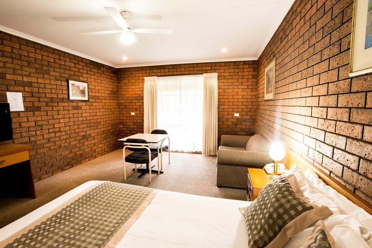 Sportslander Motor Inn