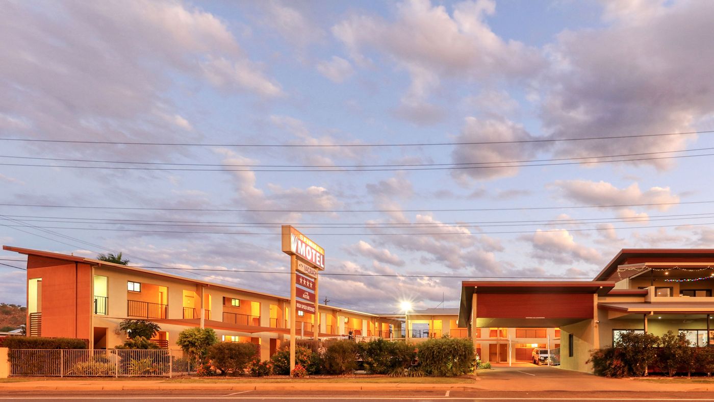 Spinifex Motel