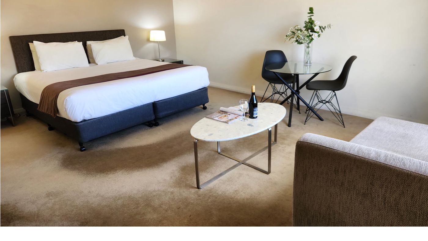 The Grand Motel