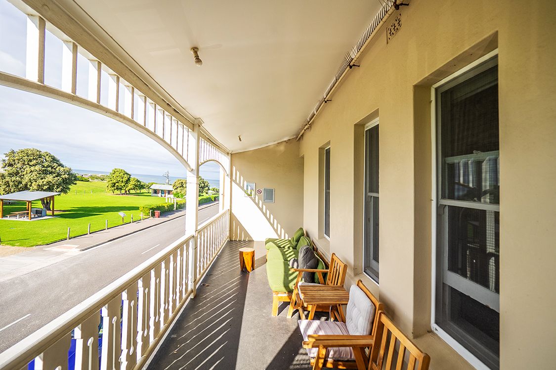YHA Port Elliot Beach House