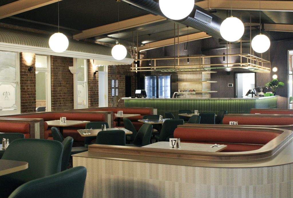 Commercial Hotel