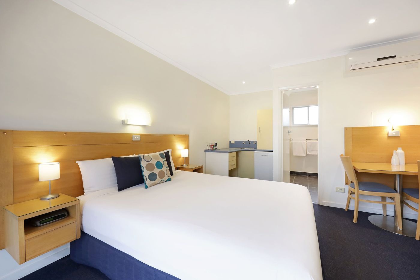 Hamilton Townhouse Motel