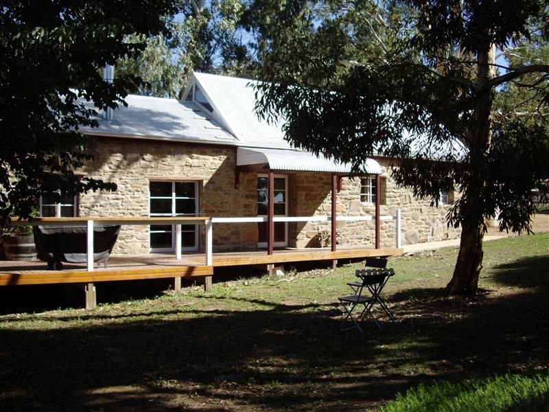 1860 Wine Country Cottages