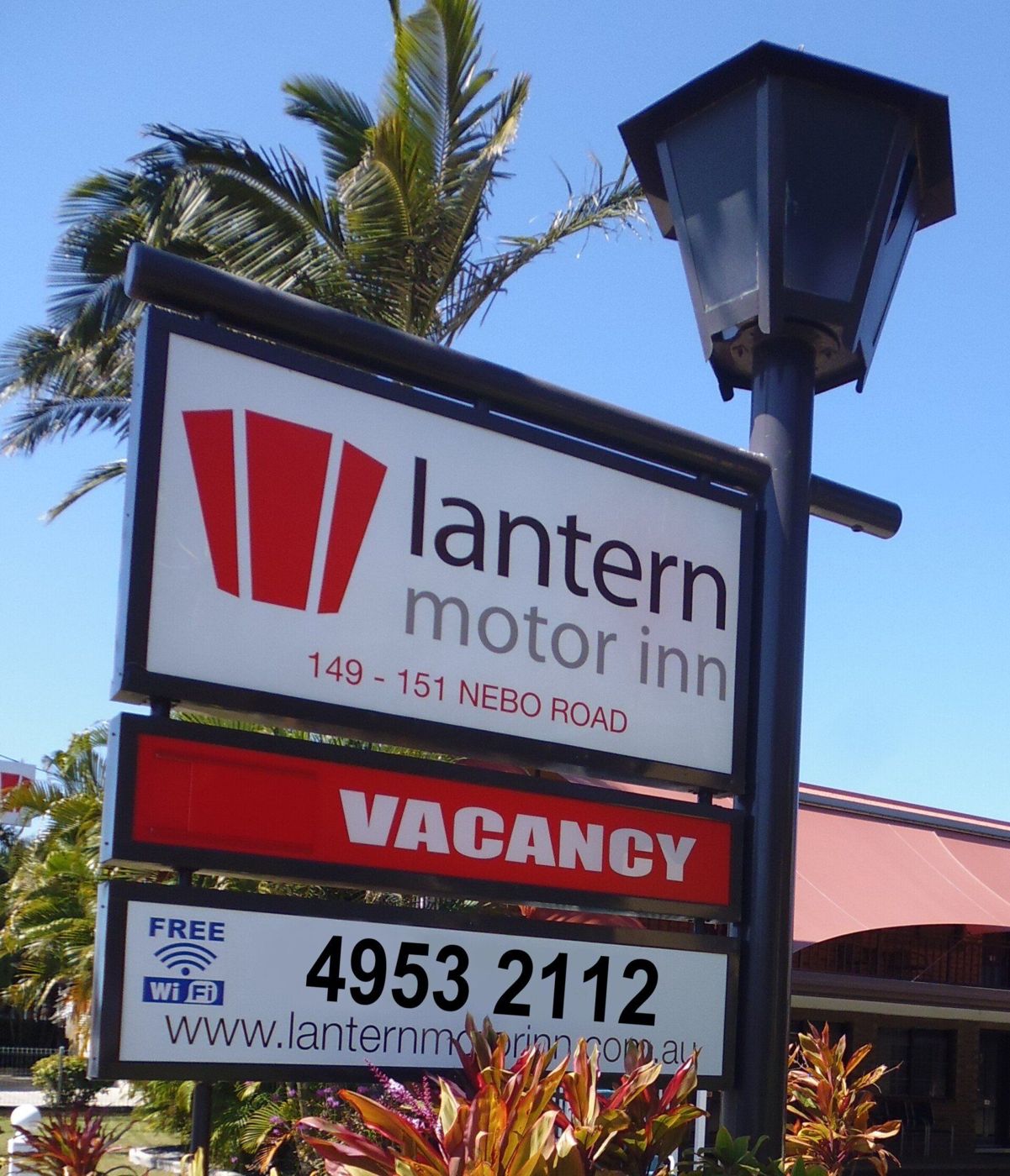 Lantern Motor Inn