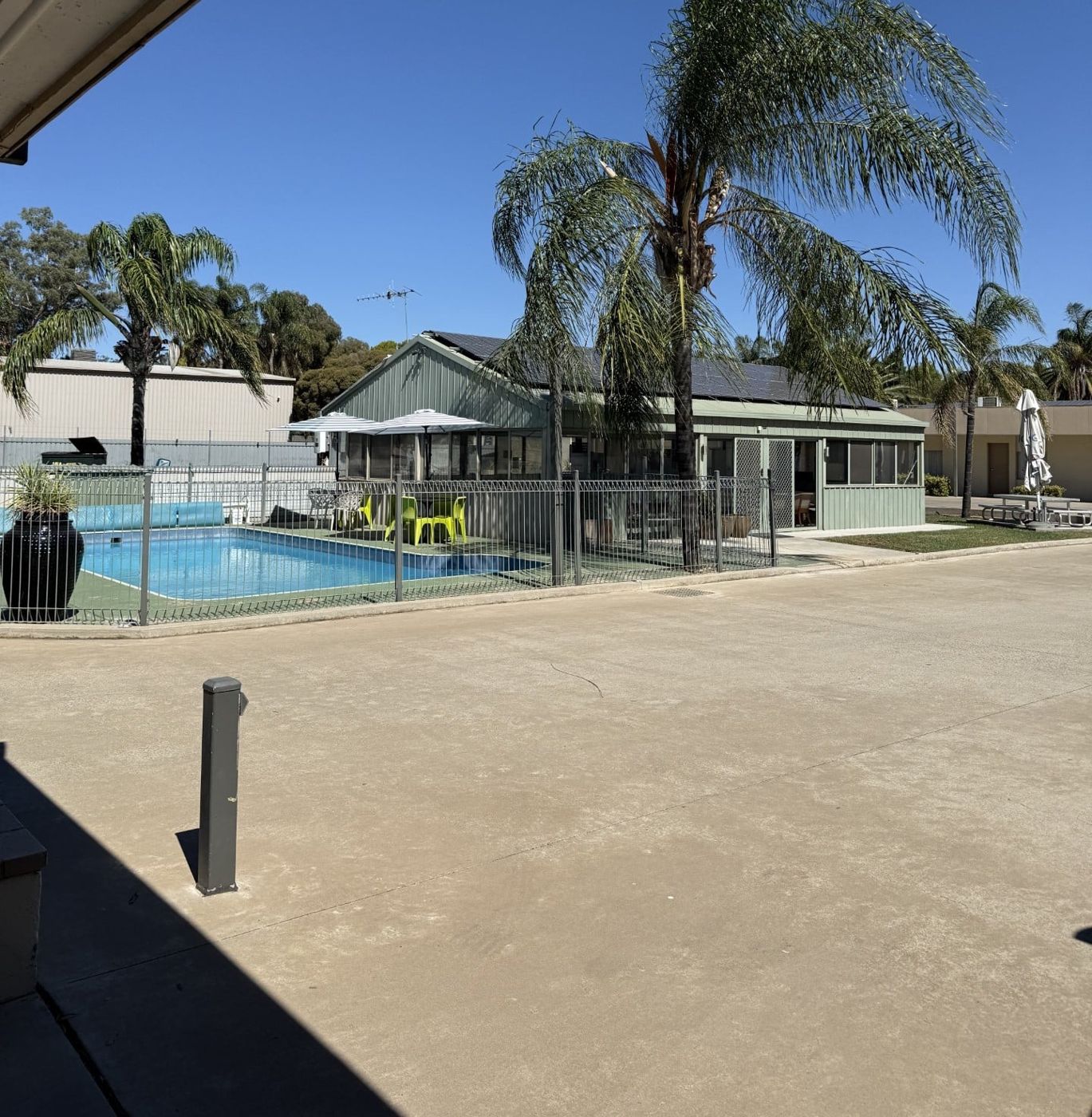 Mia Motel