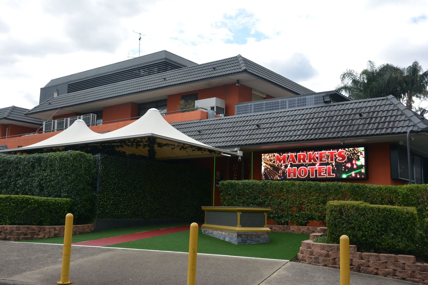 Markets Hotel
