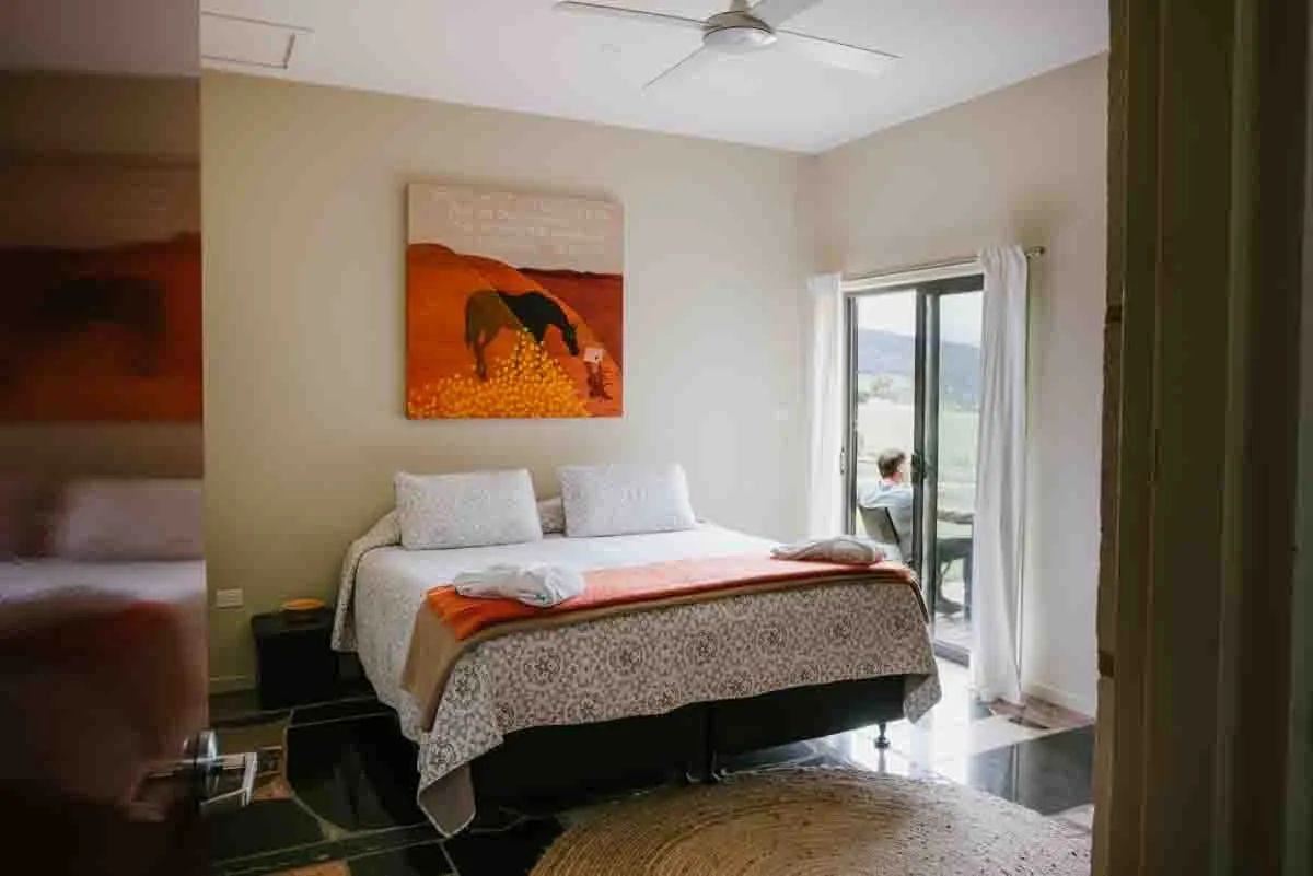 Spring Spur Stay