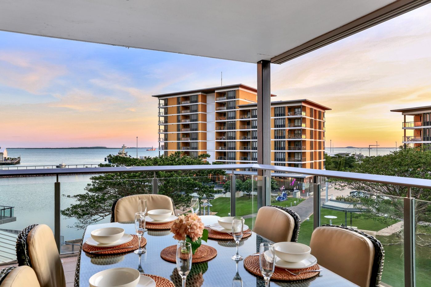 Darwin Waterfront Luxury Suites