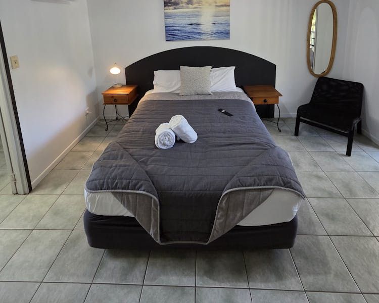 Agnes Palms Beachside Apartments