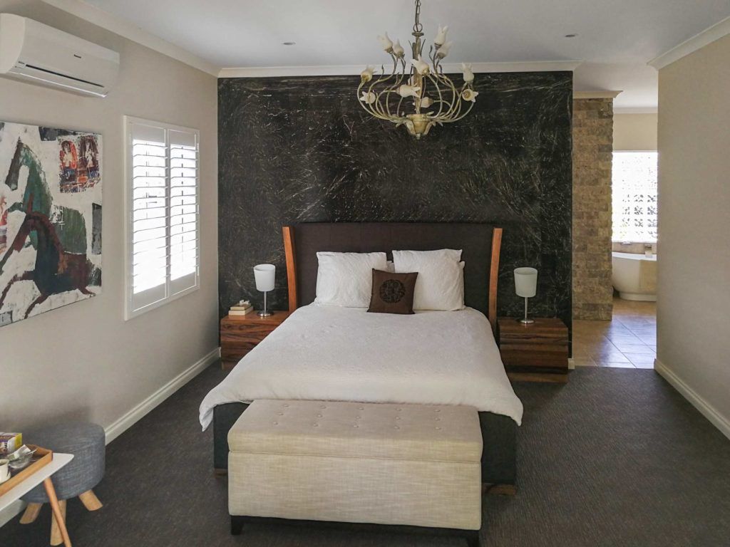Airport Bed and Breakfast