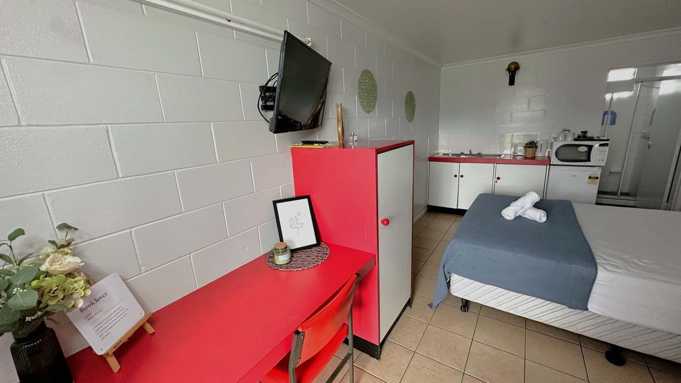 Innisfail City Motel