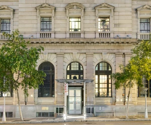 MacArthur Chambers