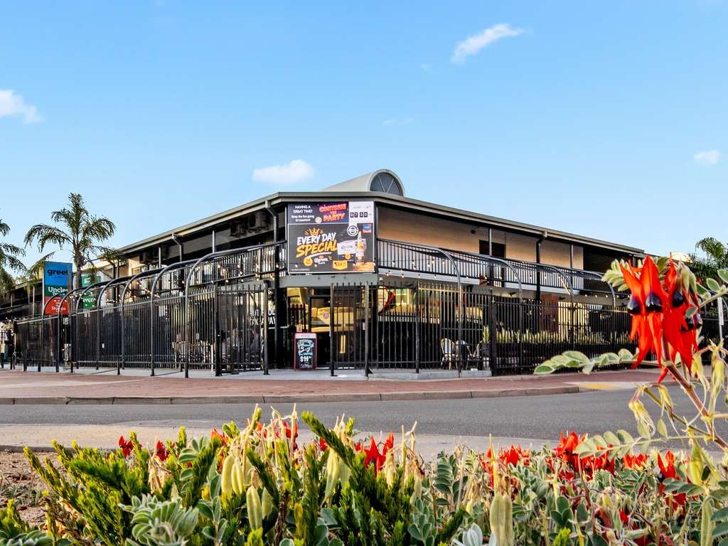 greet Hotel Alice Springs