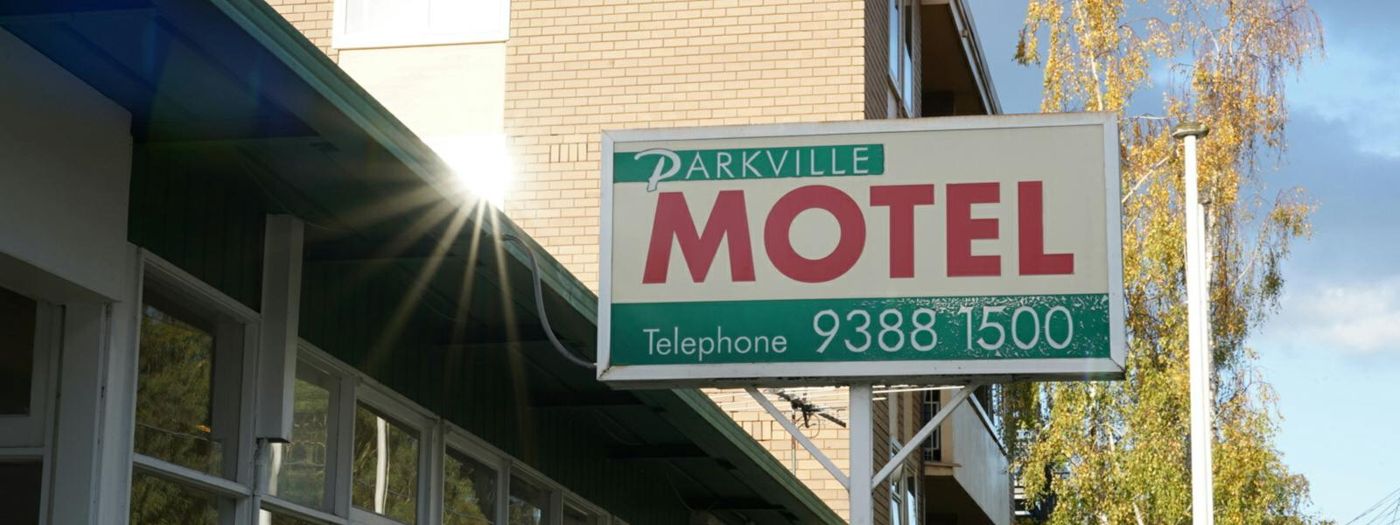Parkville Motel
