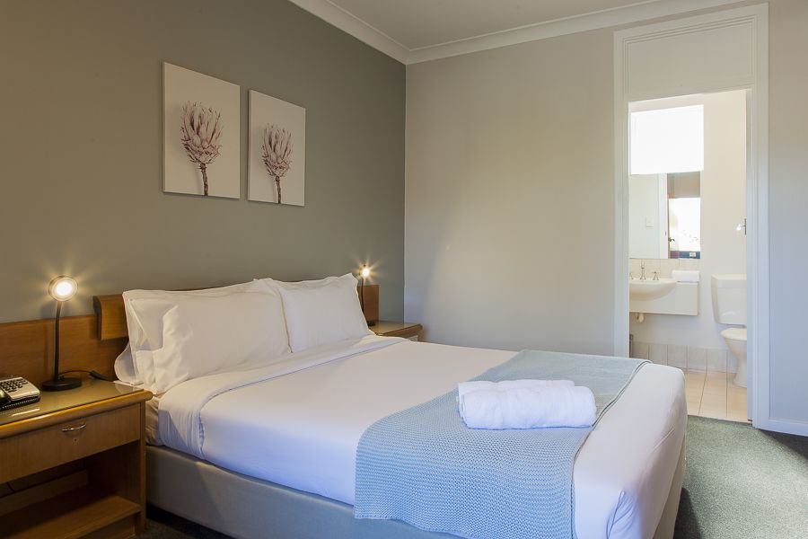 Kings Park Motel