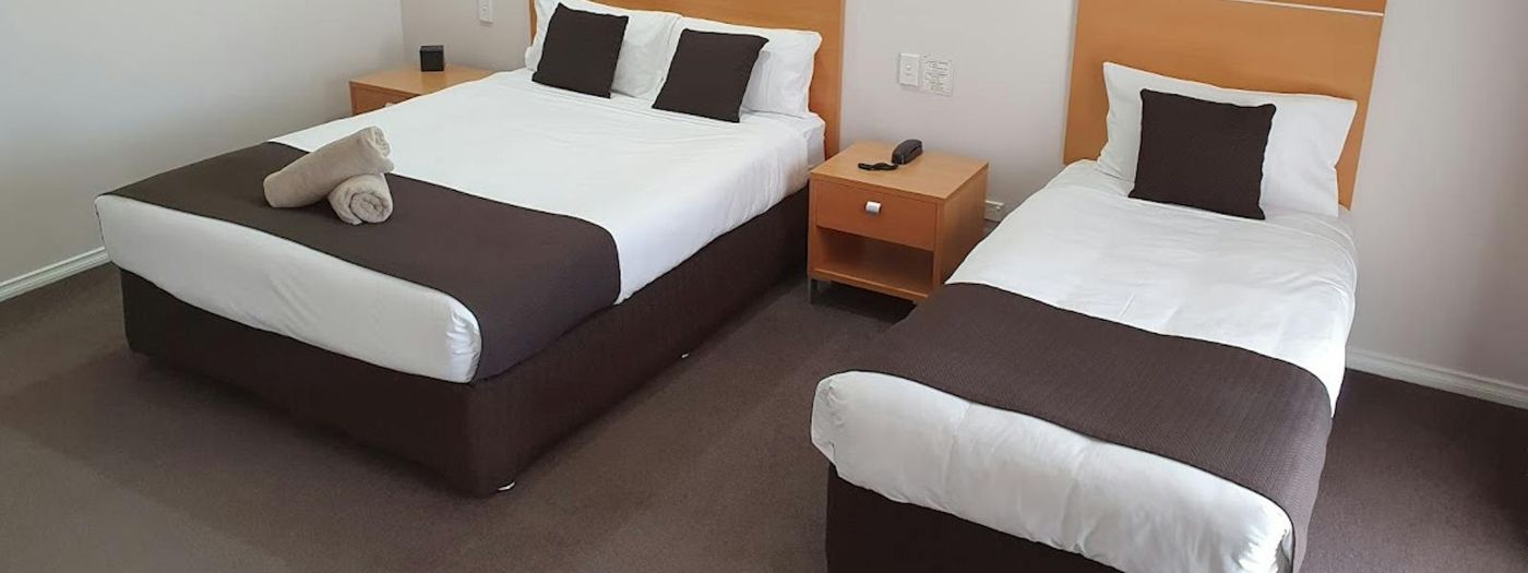 Golden Reef Motor Inn