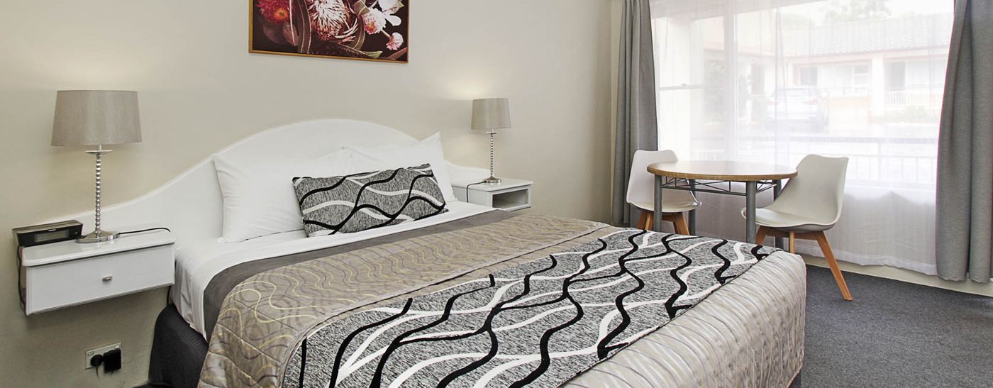 Engadine Motor Inn