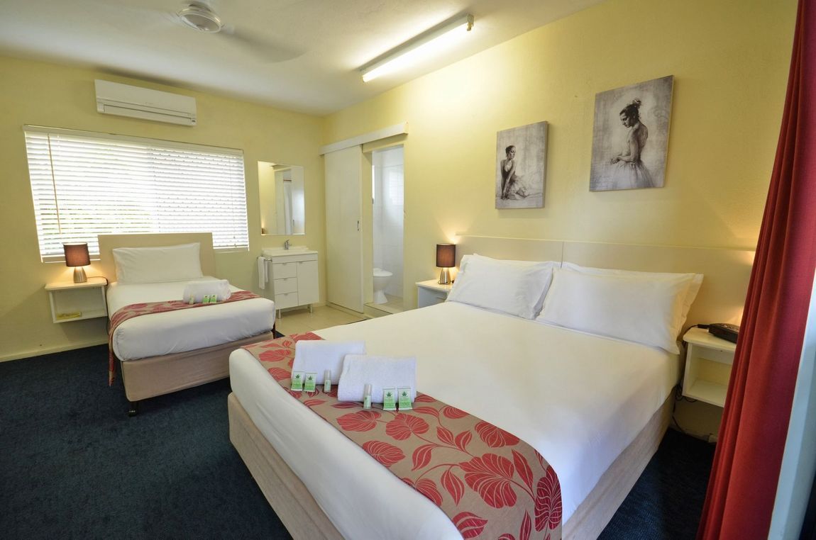 International Lodge Motel