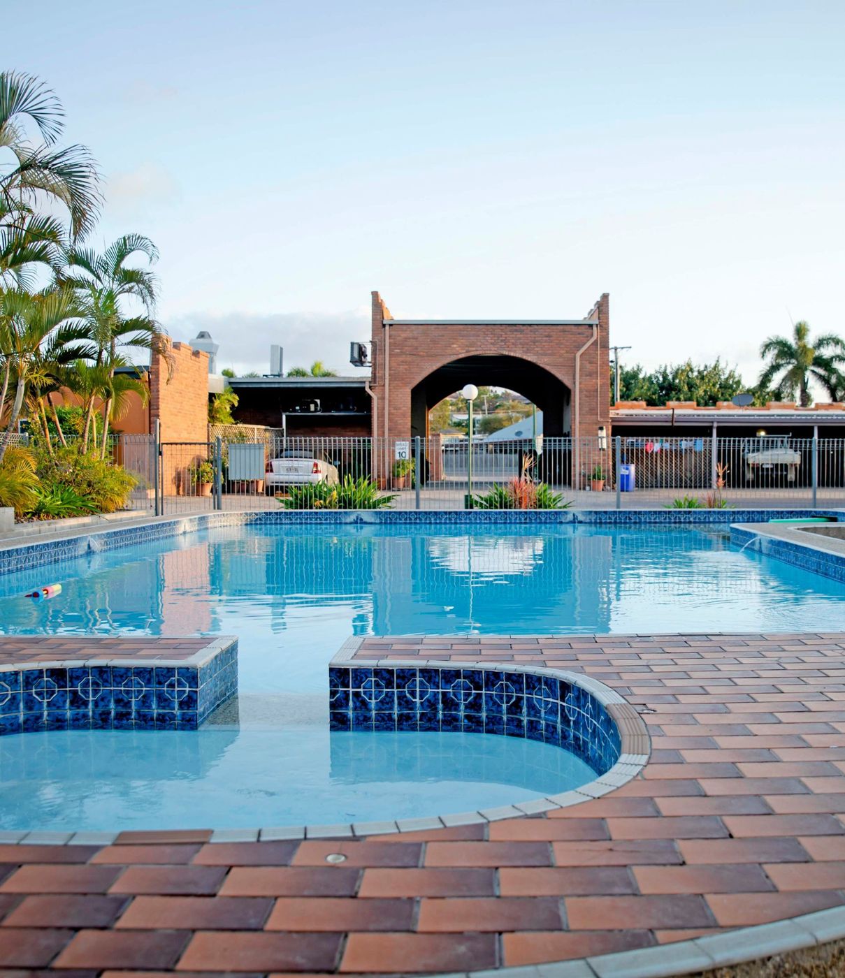 Castle Motor Lodge