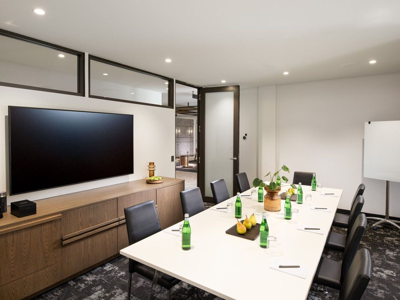 Majestic M-Suites Hotel