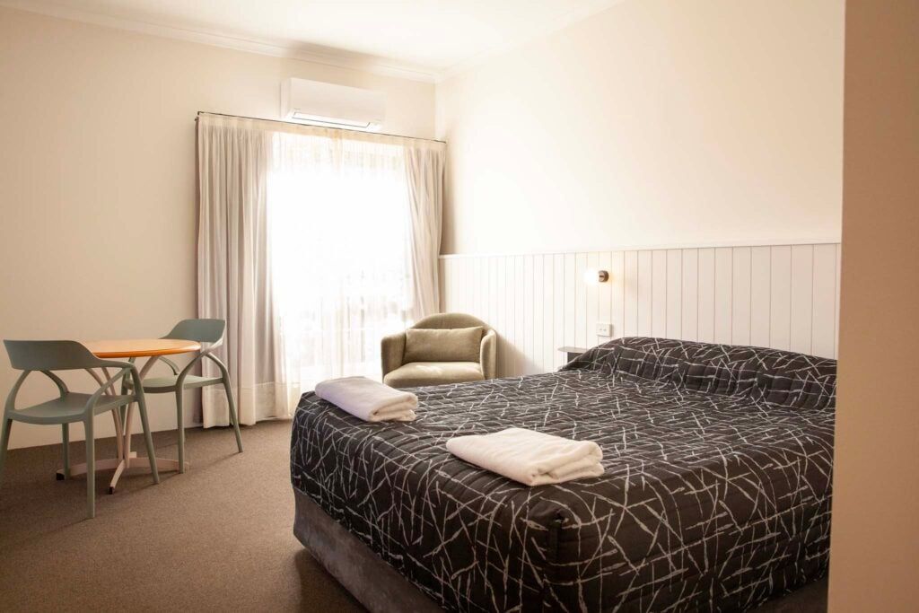 The Kidman Wayside Inn