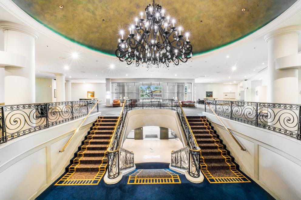 Stamford Plaza