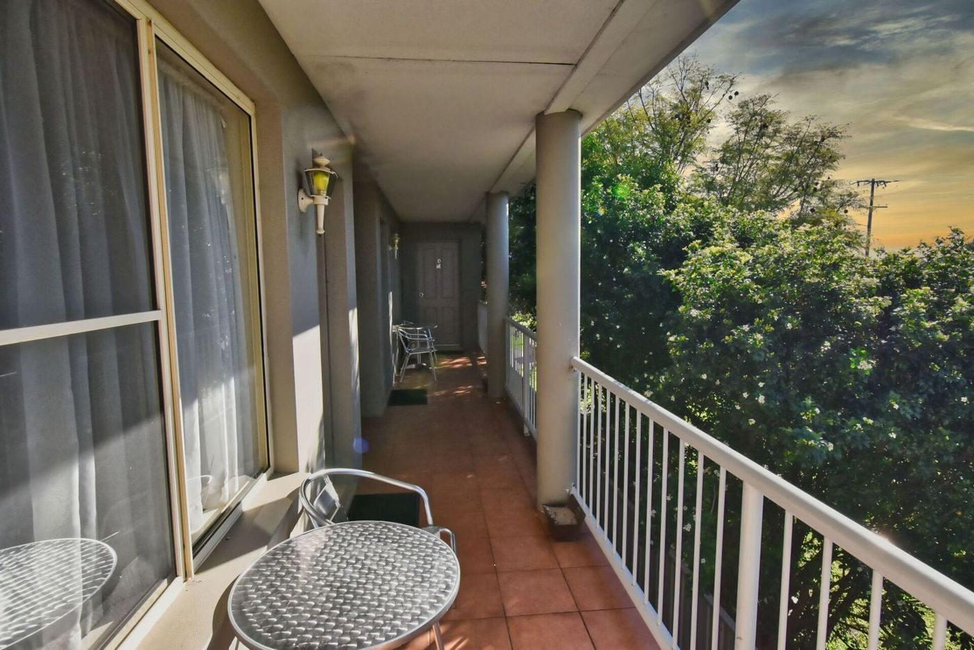 MayneStay Motel