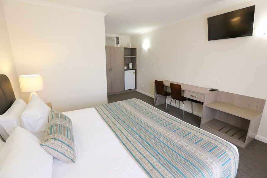 7 Pines Motor Inn