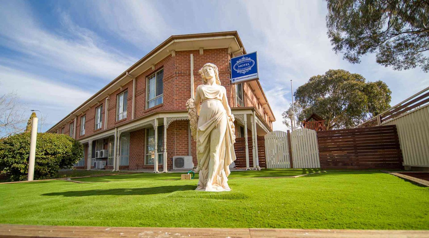 Hamilton's Queanbeyan Motel