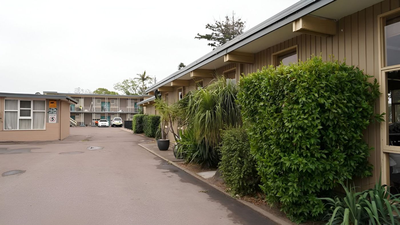 Country Motor Inn