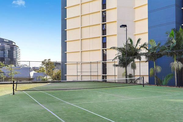 River Plaza Apartments