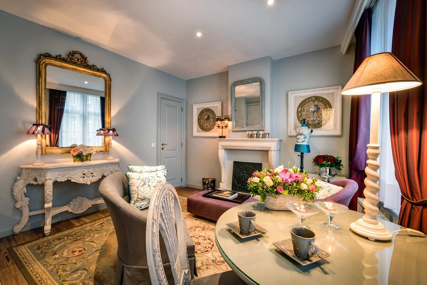 Canalside House