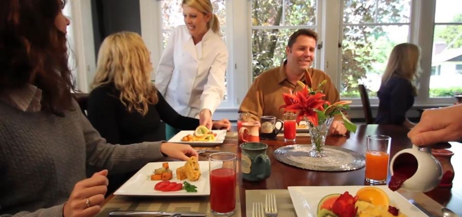 Abbeymoore Manor Bed and Breakfast Inn