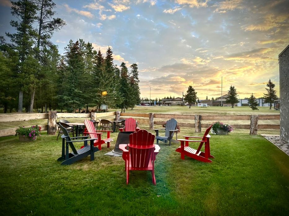 Grande Cache Hotel